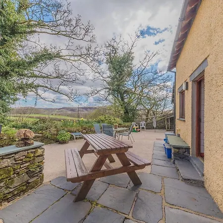 Feriehus Byre & Millers, Coniston, Twin Sleeping 12 *