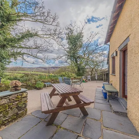 Holiday home Byre & Millers, Coniston, Twin Sleeping 12 *