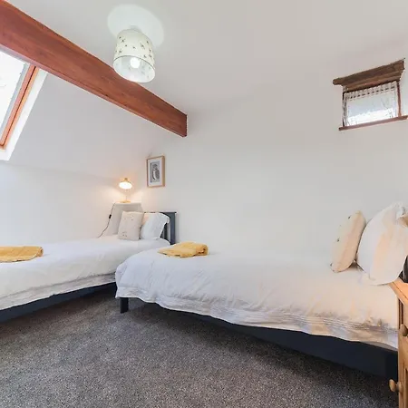 別荘 Byre & Millers, Coniston, Twin Sleeping 12